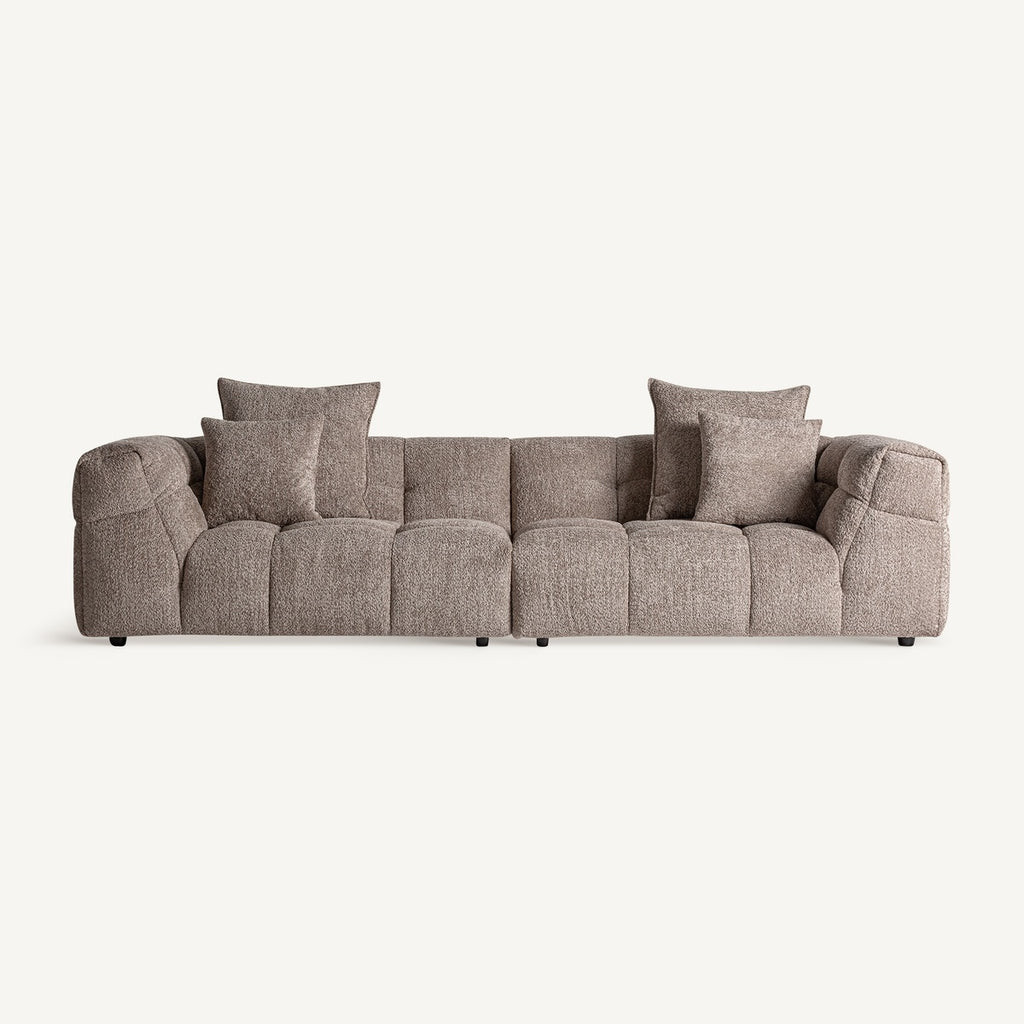 Modernes Sofa Barlin aus braunem Polyester mit Holzgestell aus Lärche, handgefertigtes Designer-Sofa im natürlichen Stil